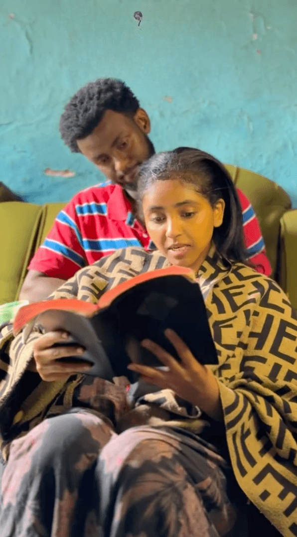 እንደ እናት